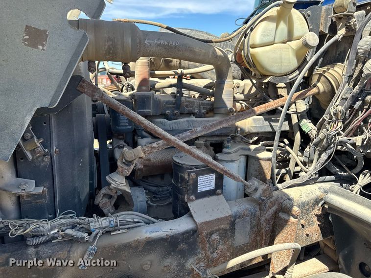 image for item DV2536 2000 Mack RD688S dump truck