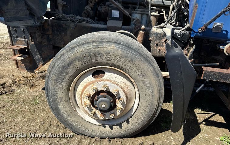 image for item DV2536 2000 Mack RD688S dump truck