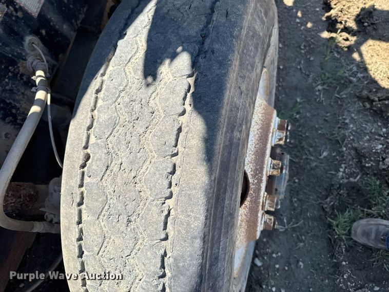 image for item DV2536 2000 Mack RD688S dump truck