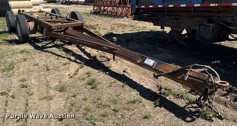 image for item DV2537 2010 Brady end dump pup trailer chassis