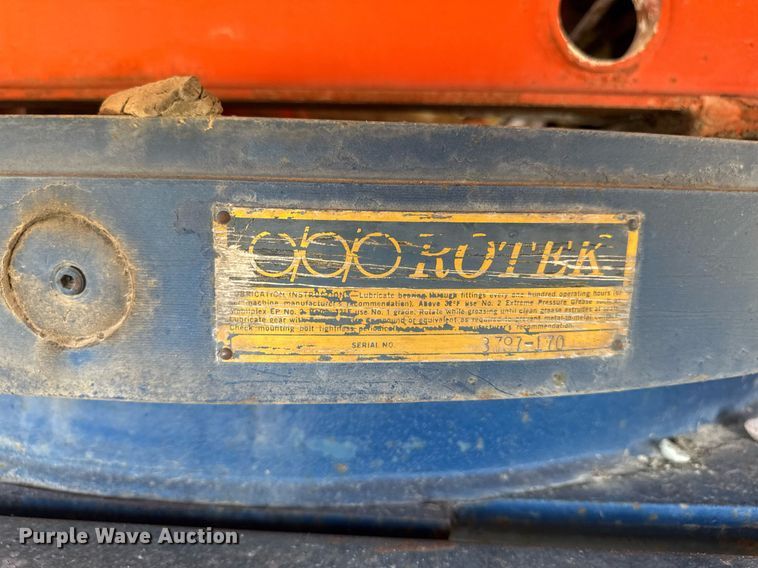 image for item DV2538 1975 Bantam 306 crane