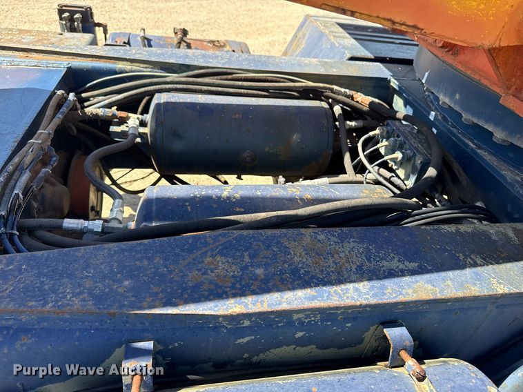 image for item DV2538 1975 Bantam 306 crane