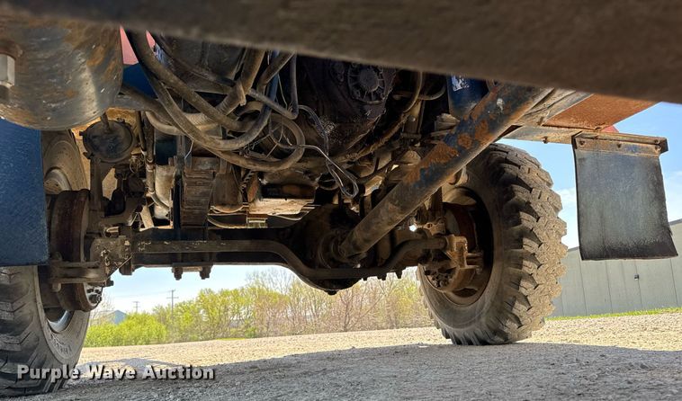 image for item DV2538 1975 Bantam 306 crane