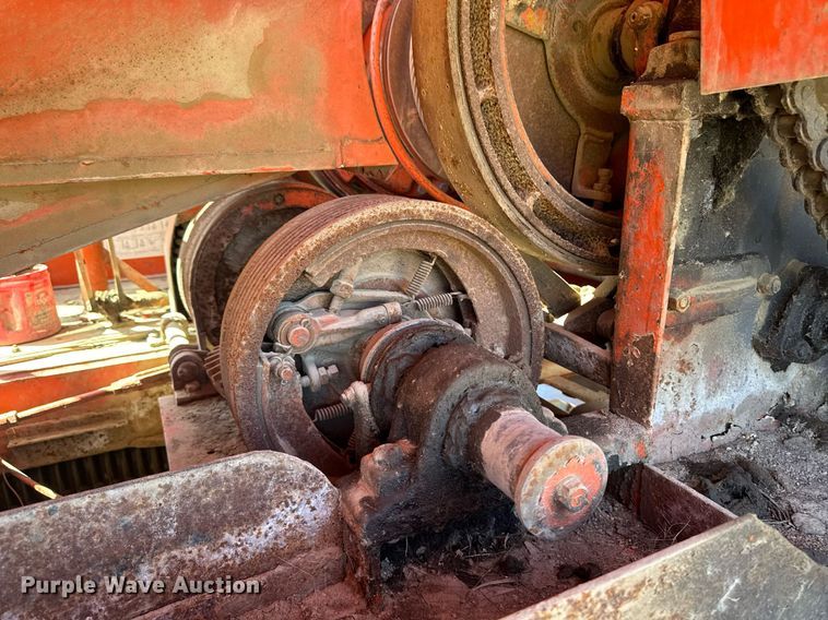 image for item DV2538 1975 Bantam 306 crane