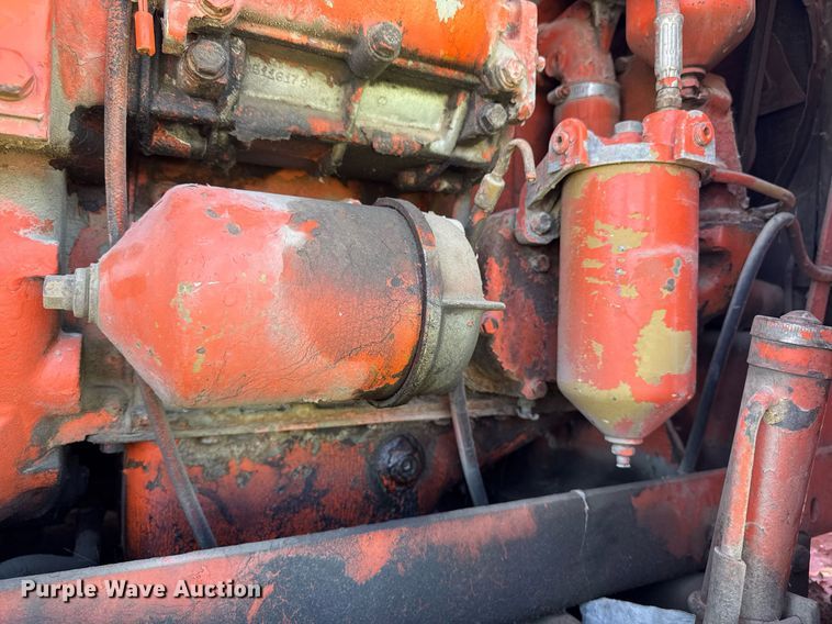 image for item DV2538 1975 Bantam 306 crane