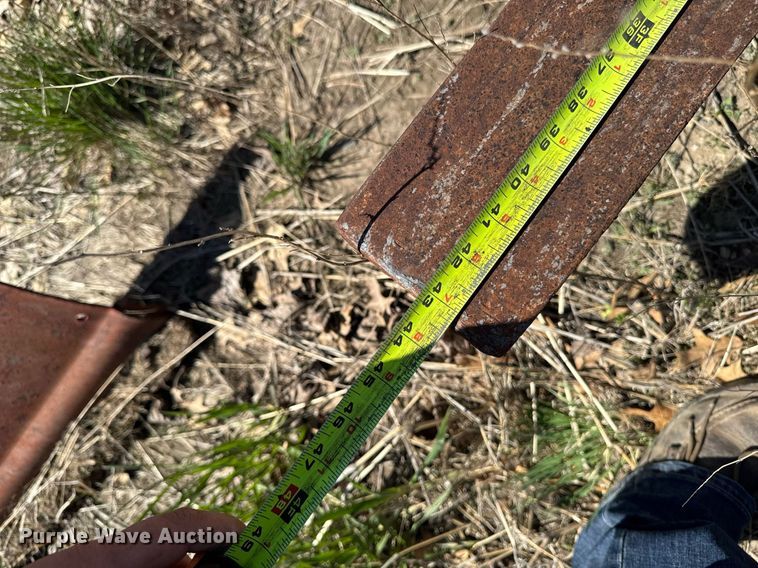 image for item DV2540 44