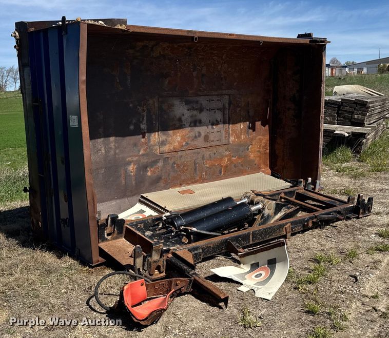 image for item DV2542 Dump truck bed