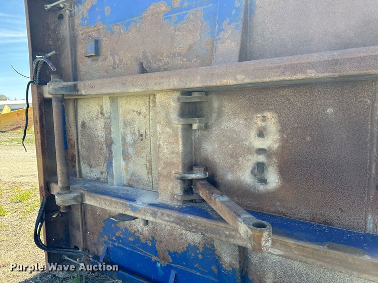 image for item DV2542 Dump truck bed