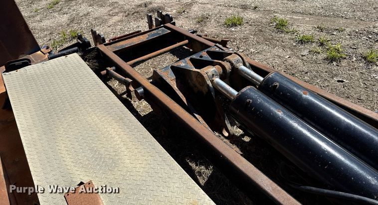 image for item DV2542 Dump truck bed