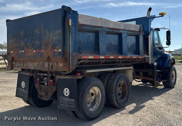 image for item DV2543 2004 International 7600 dump truck