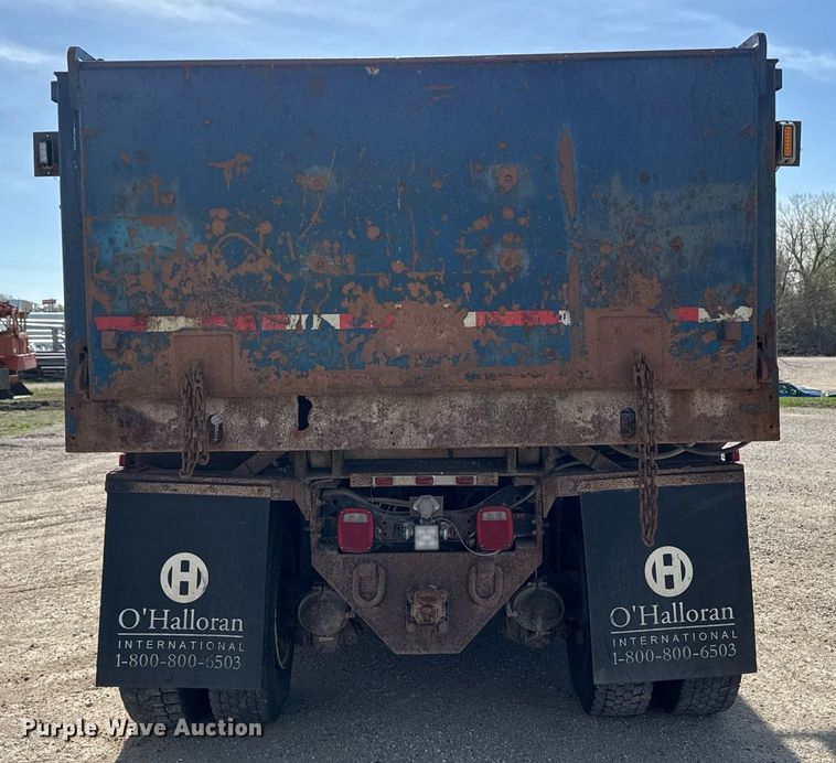 image for item DV2543 2004 International 7600 dump truck