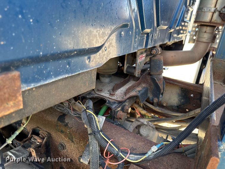 image for item DV2543 2004 International 7600 dump truck