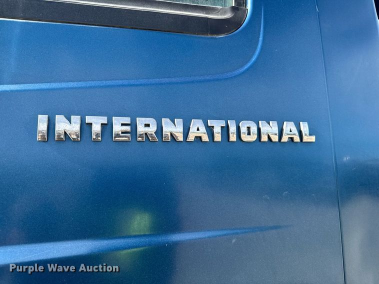 image for item DV2543 2004 International 7600 dump truck