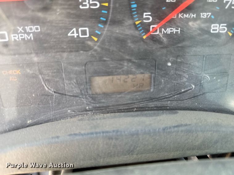 image for item DV2543 2004 International 7600 dump truck