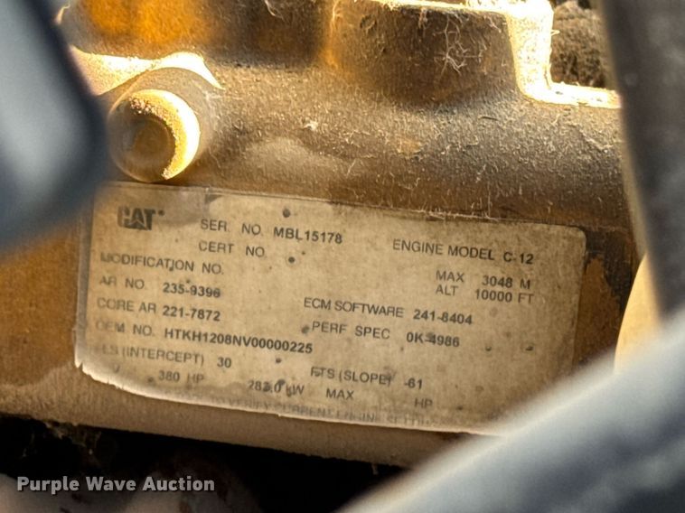 image for item DV2543 2004 International 7600 dump truck