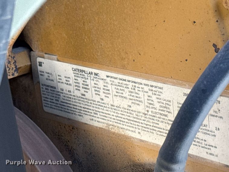 image for item DV2543 2004 International 7600 dump truck