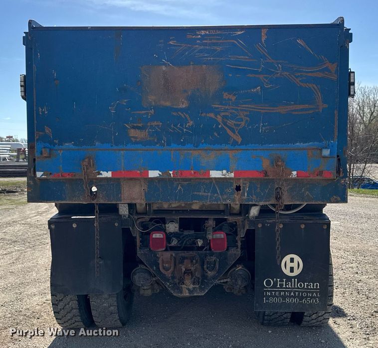 image for item DV2544 2004 International 7600 dump truck