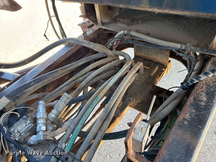 image for item DV2544 2004 International 7600 dump truck