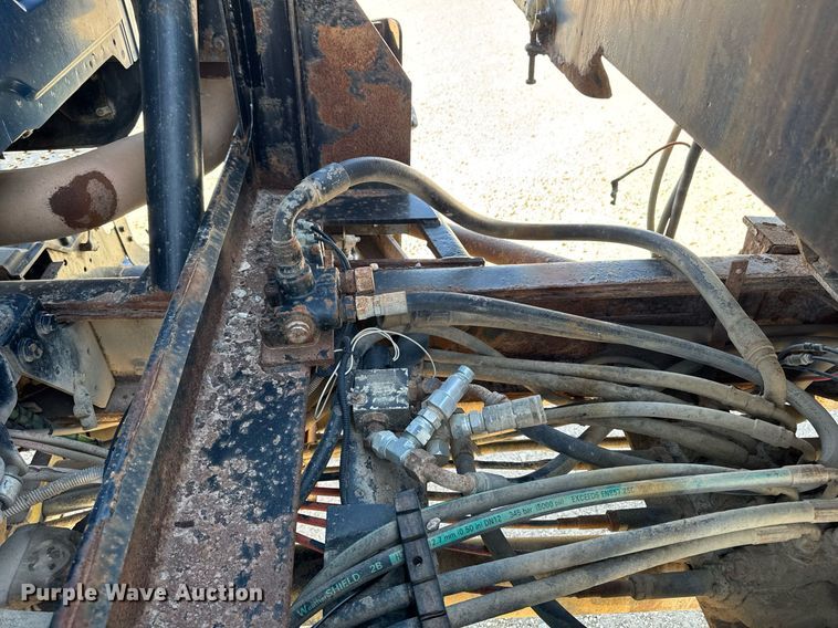 image for item DV2544 2004 International 7600 dump truck