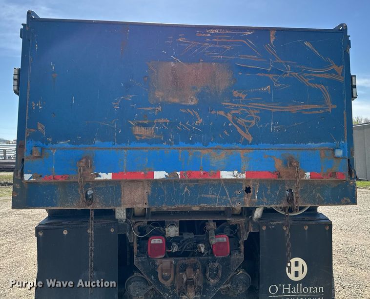 image for item DV2544 2004 International 7600 dump truck