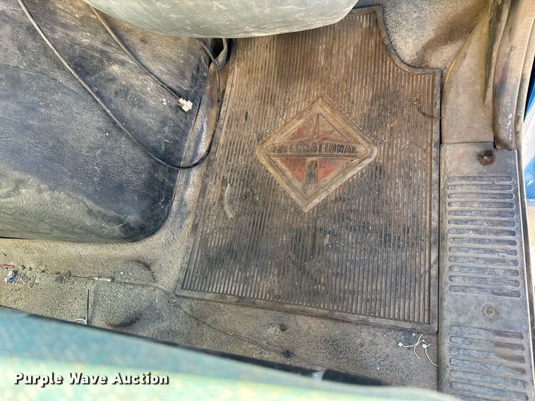 image for item DV2544 2004 International 7600 dump truck