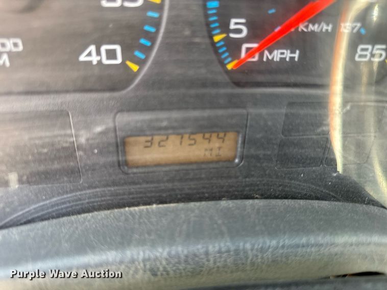 image for item DV2544 2004 International 7600 dump truck