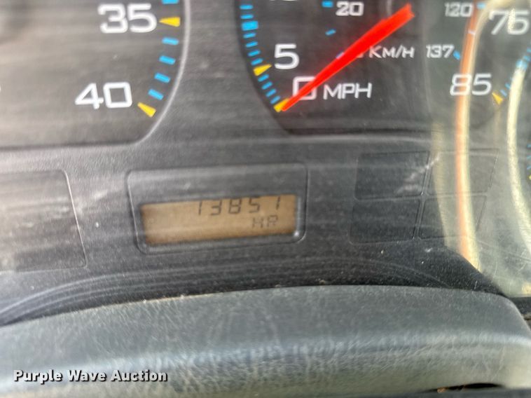 image for item DV2544 2004 International 7600 dump truck