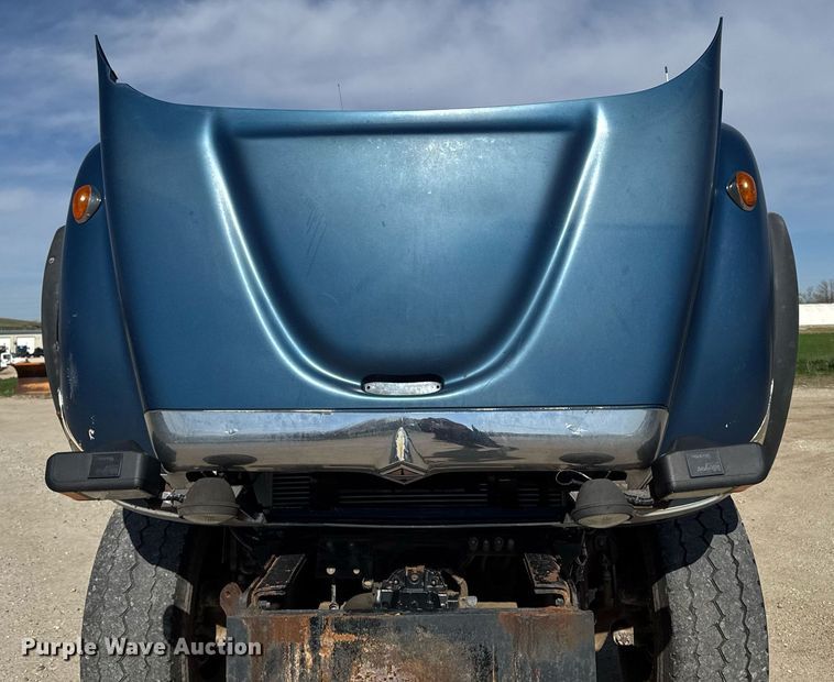 image for item DV2544 2004 International 7600 dump truck