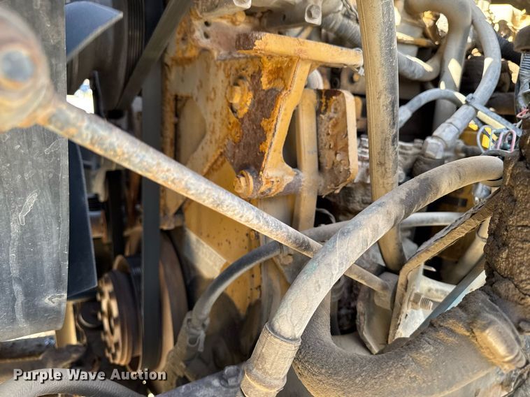 image for item DV2544 2004 International 7600 dump truck