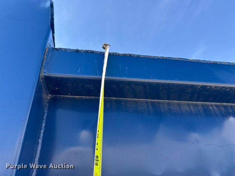 image for item DV2545 2000 Mack RD688S dump truck