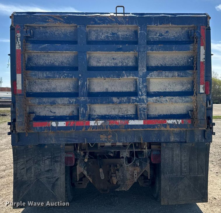 image for item DV2545 2000 Mack RD688S dump truck