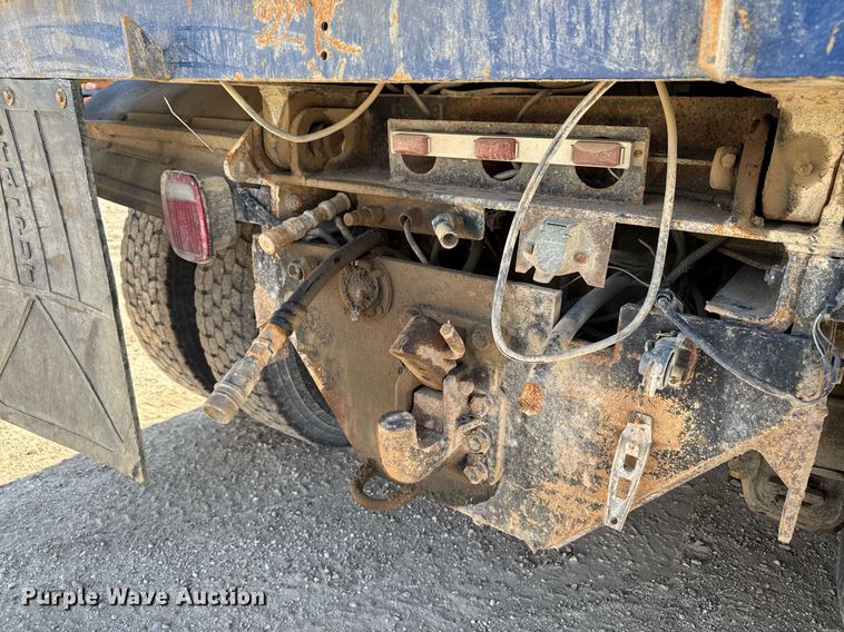 image for item DV2545 2000 Mack RD688S dump truck