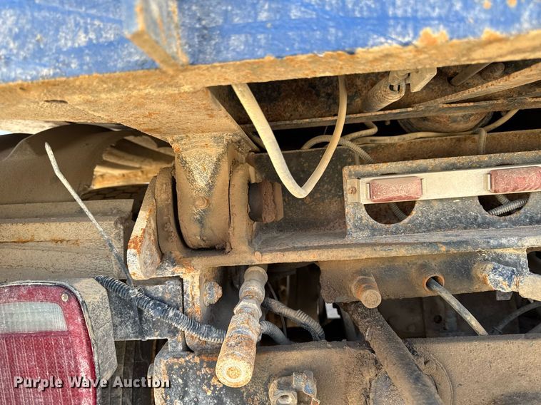 image for item DV2545 2000 Mack RD688S dump truck