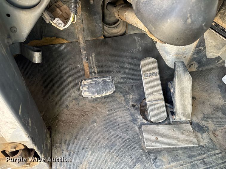 image for item DV2545 2000 Mack RD688S dump truck