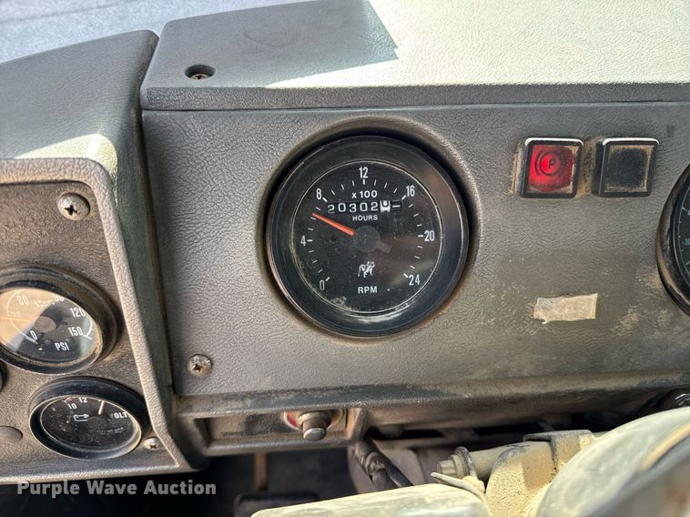 image for item DV2545 2000 Mack RD688S dump truck