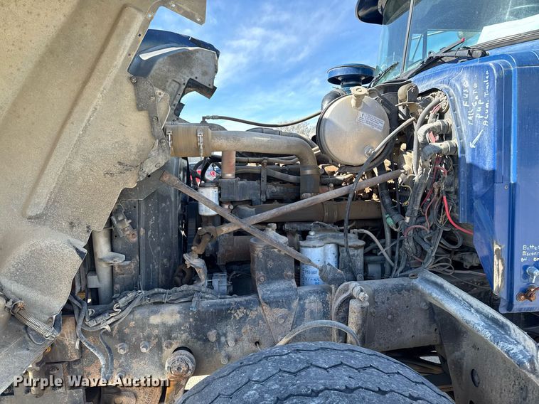 image for item DV2545 2000 Mack RD688S dump truck