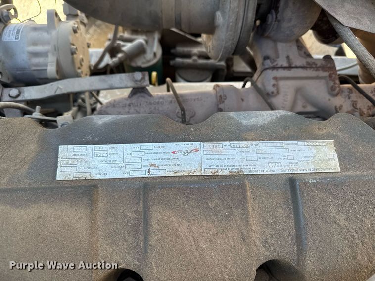 image for item DV2545 2000 Mack RD688S dump truck