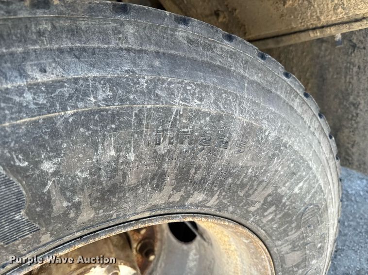 image for item DV2545 2000 Mack RD688S dump truck