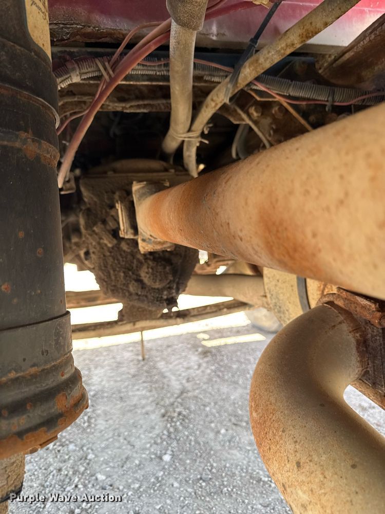 image for item DV2546 1987 International 1954 dump truck