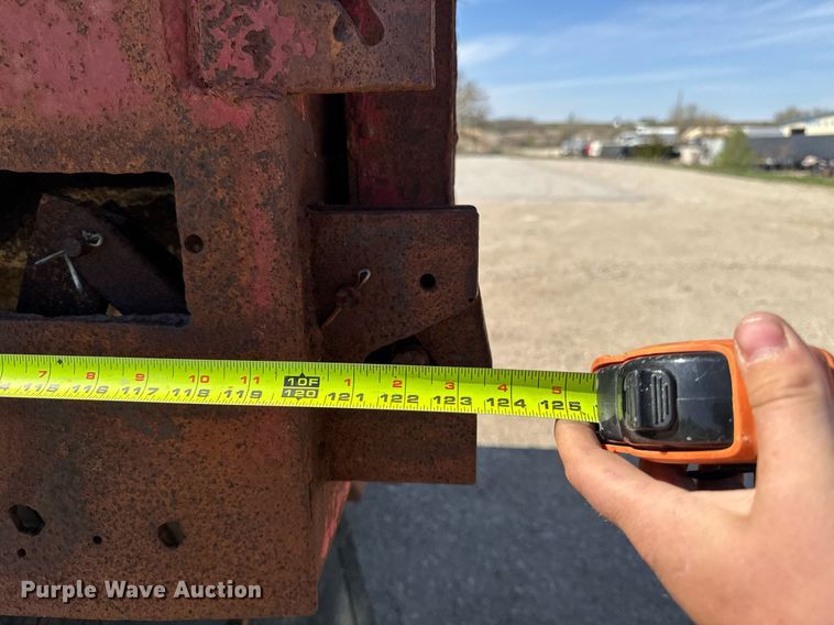 image for item DV2546 1987 International 1954 dump truck