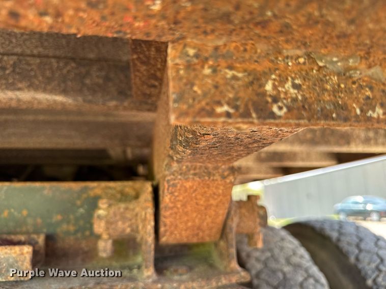 image for item DV2546 1987 International 1954 dump truck