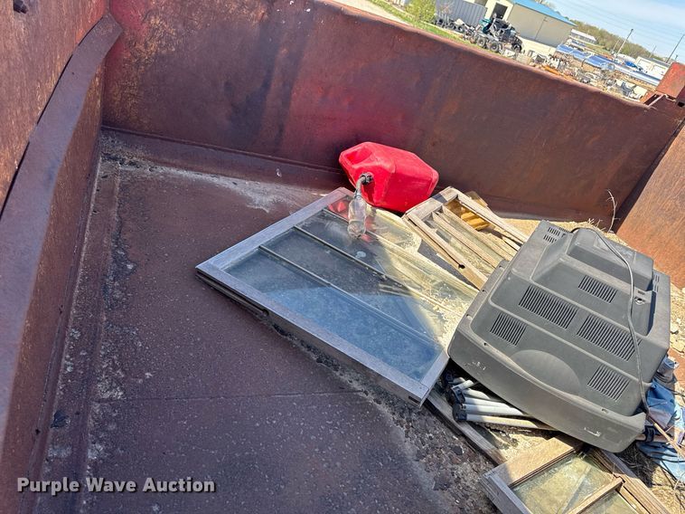 image for item DV2546 1987 International 1954 dump truck