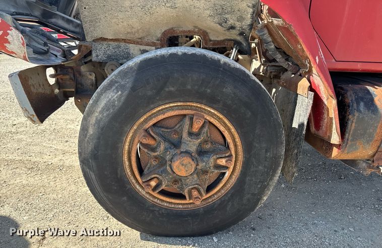 image for item DV2546 1987 International 1954 dump truck