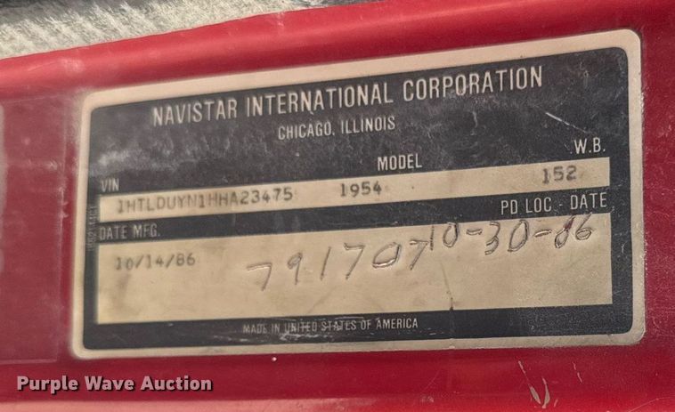 image for item DV2546 1987 International 1954 dump truck