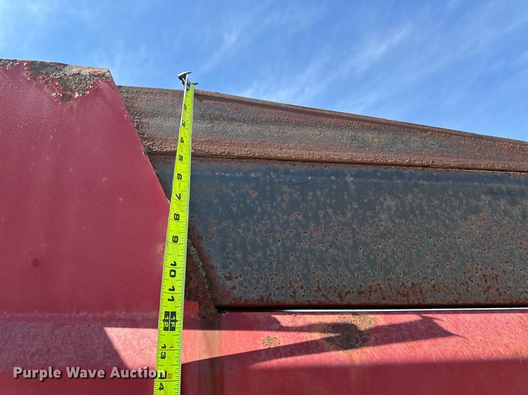 image for item DV2547 1990 International 4900 dump truck