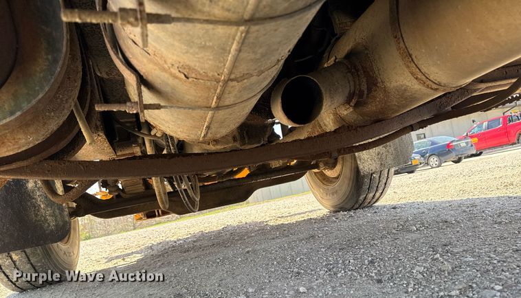 image for item DV2547 1990 International 4900 dump truck