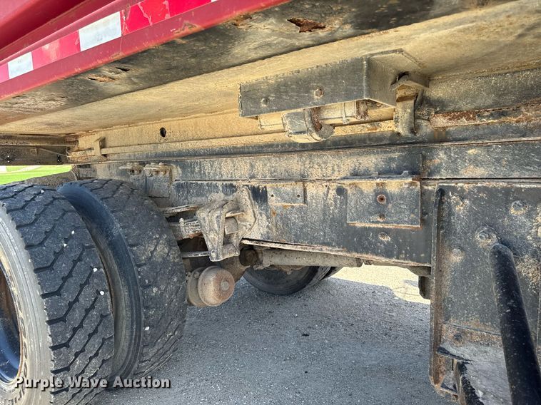 image for item DV2547 1990 International 4900 dump truck