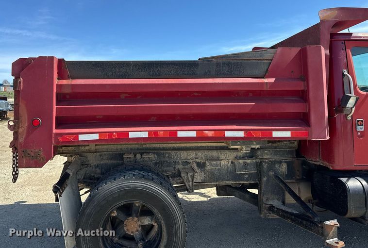 image for item DV2547 1990 International 4900 dump truck