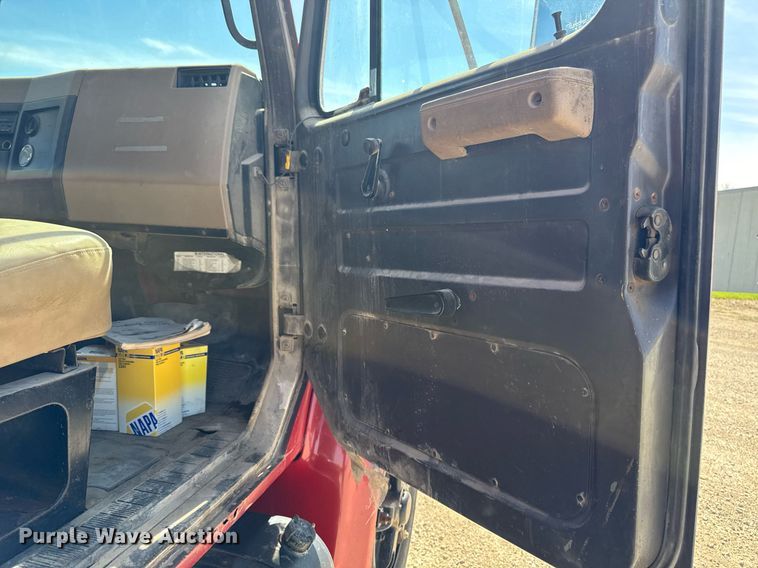 image for item DV2547 1990 International 4900 dump truck