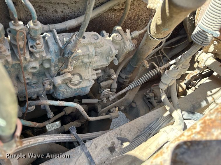 image for item DV2547 1990 International 4900 dump truck